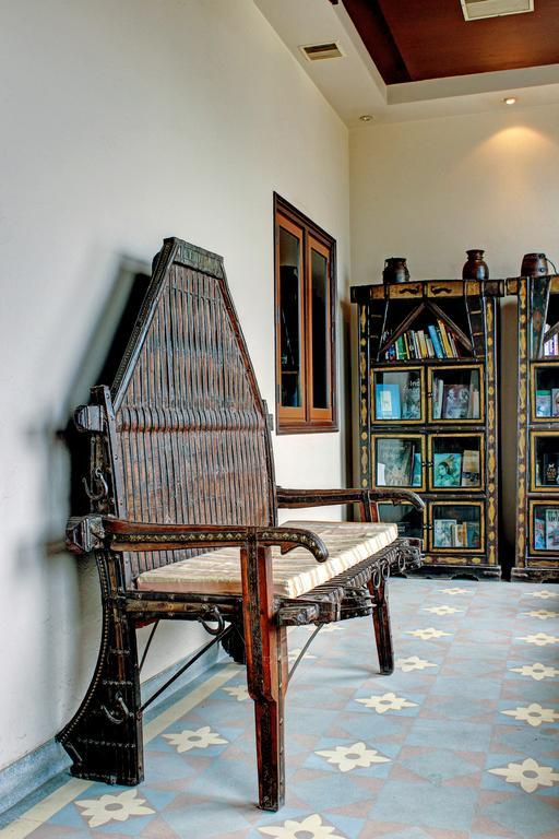 Palace On Ganges - Heritage Hotel Varanasi Ngoại thất bức ảnh
