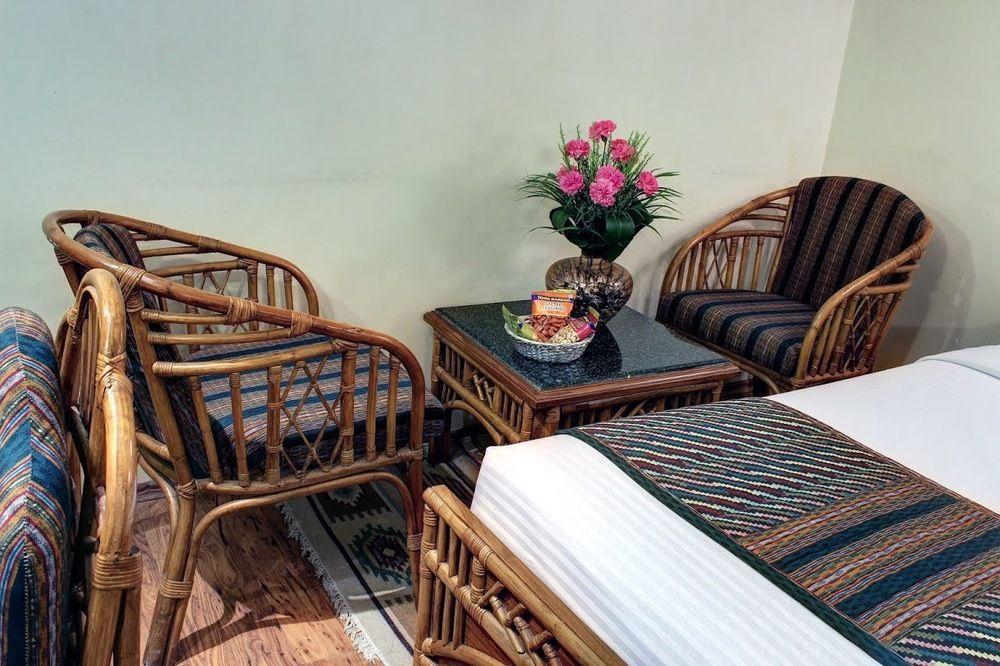 Palace On Ganges - Heritage Hotel Varanasi Ngoại thất bức ảnh